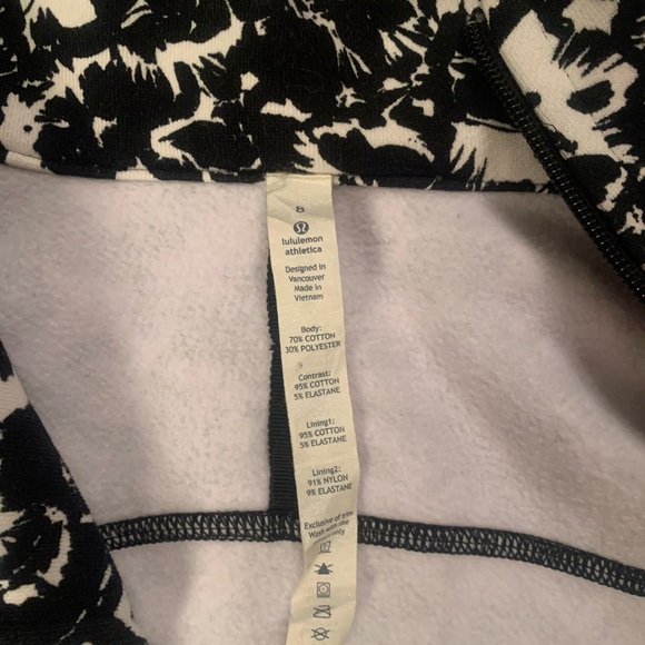 Lululemon Cozy Cuddle Up Jacket, like new condition, size 8!!:) - Picture 4 of 6